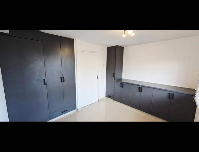 2 BEDROOM APARTMENT FOR SALE IN MORNINGSIDE